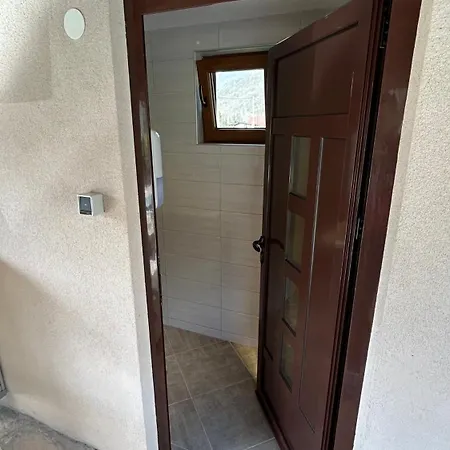 Lana Krupa Na Vrbasu Ferienhaus