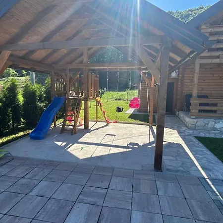 펜션 Lana Krupa Na Vrbasu